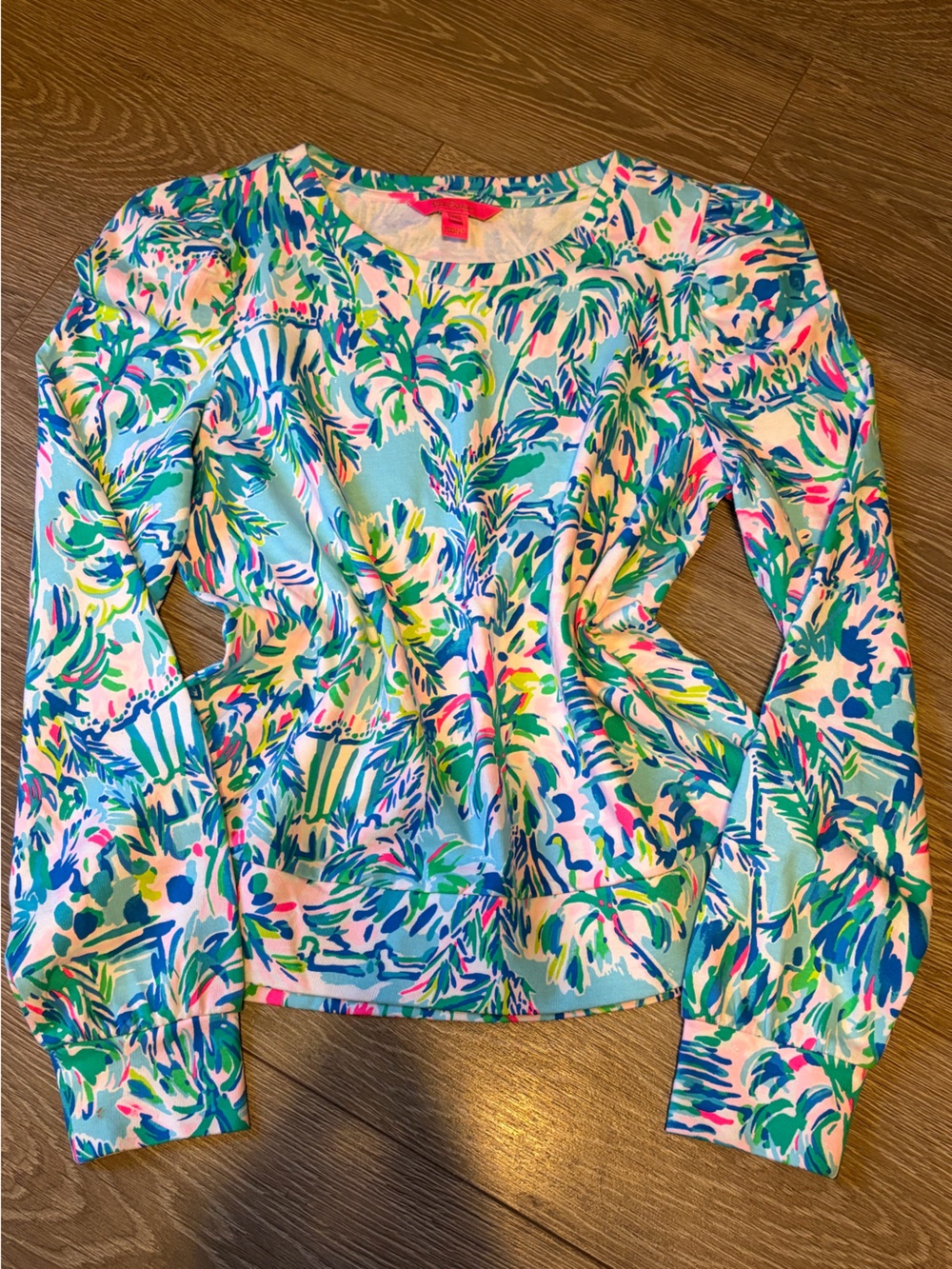 Lilly Pulitzer Women’a Jansen Long Sleeve Top with Slight Puff Sleeve Size M
